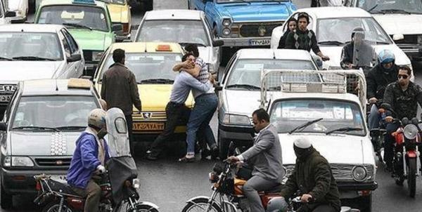 قتل به خاطر سبقت خطرناک خودرو در کرمانشاه، قاتل دستگیر شد قتل به خاطر سبقت خطرناک خودرو در کرمانشاه، قاتل دستگیر شد