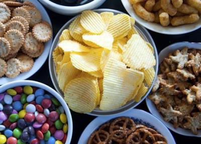 این مواد غذایی به دندان ها آسیب می رسانند