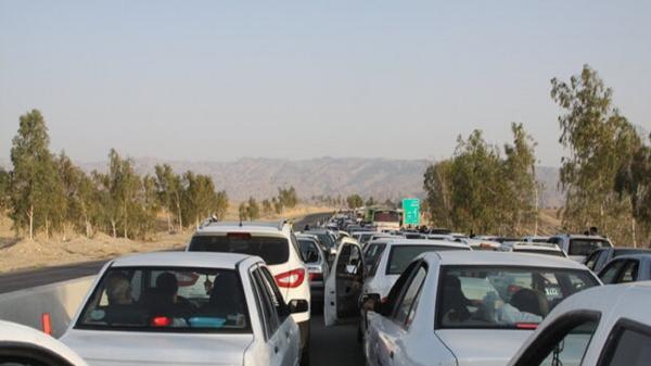ترافیک سنگین در محور چالوس ترافیک سنگین در محور چالوس